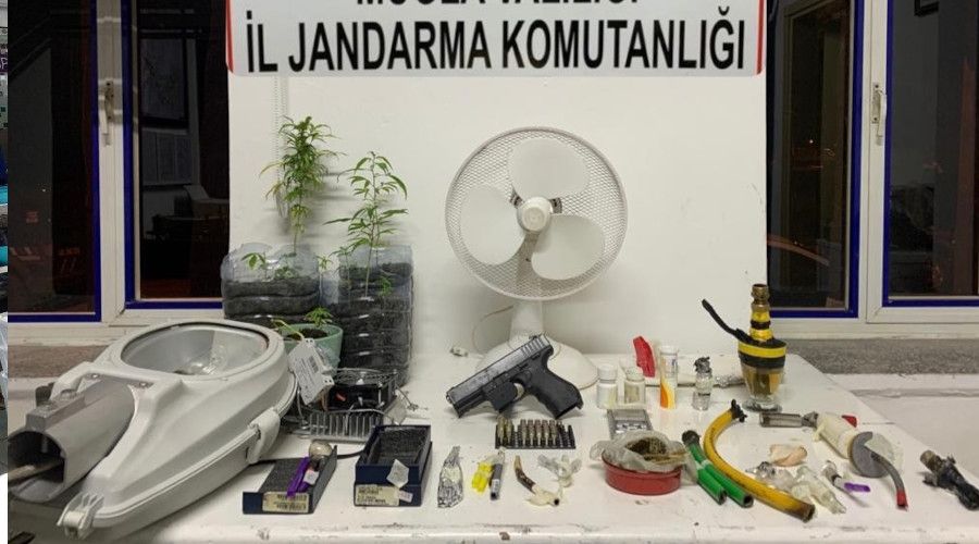 Oteli uyu�turucu imalathanesine �eviren i�letmeci tutukland�