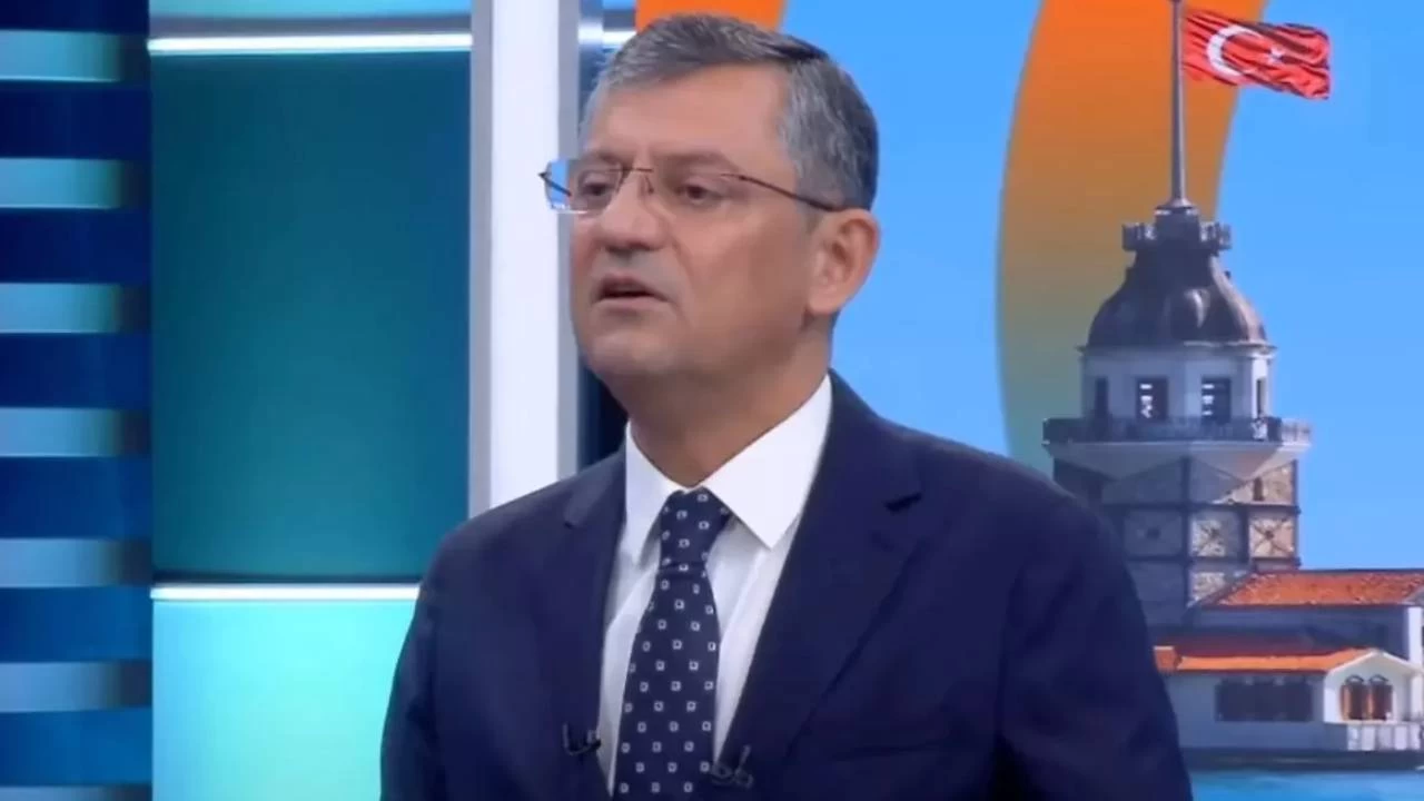 Özgür Özel: Lütfü Savaş en iyi aday; şehrin kaderi muhalif seçmenin elinde