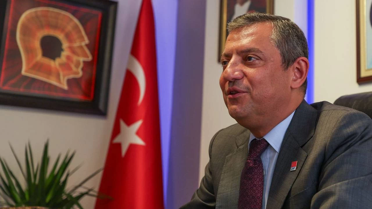 Özgür Özel Paskalya Bayramı'nı kutladı