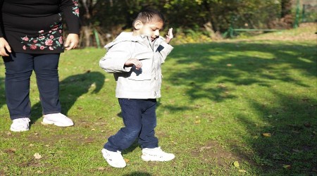 Parmak bebek büyüdü
