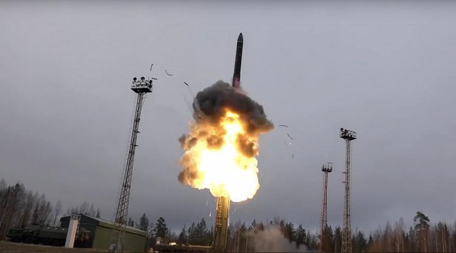  Putin'den n�kleer imza