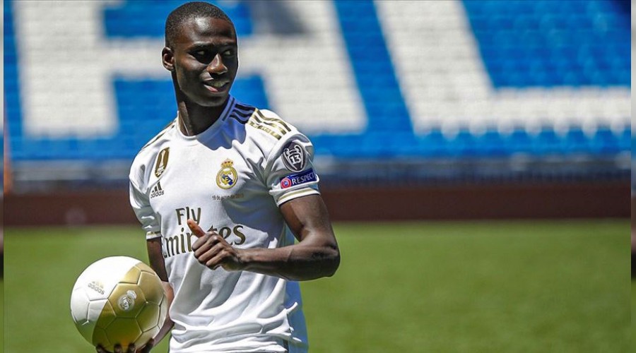 Real'e 48 milyonluk sol bek