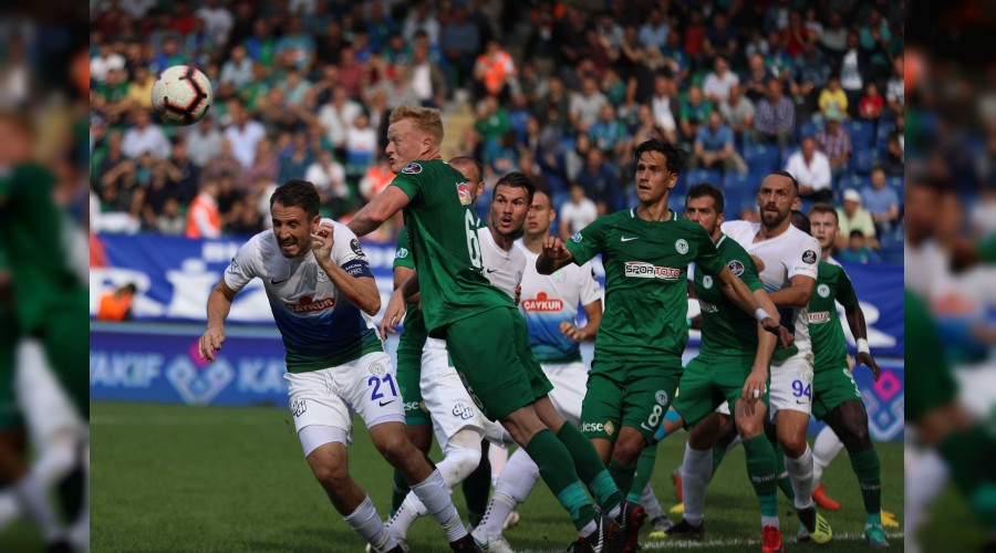 Rize, Konya'da 3 puan pe�inde