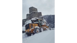 Rize'de eğitime kar engeli: Okullar 1 gün daha tatil edildi