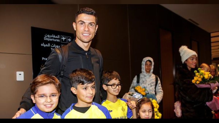 Ronaldo'nun malikane in�aat� b�kt�rd�