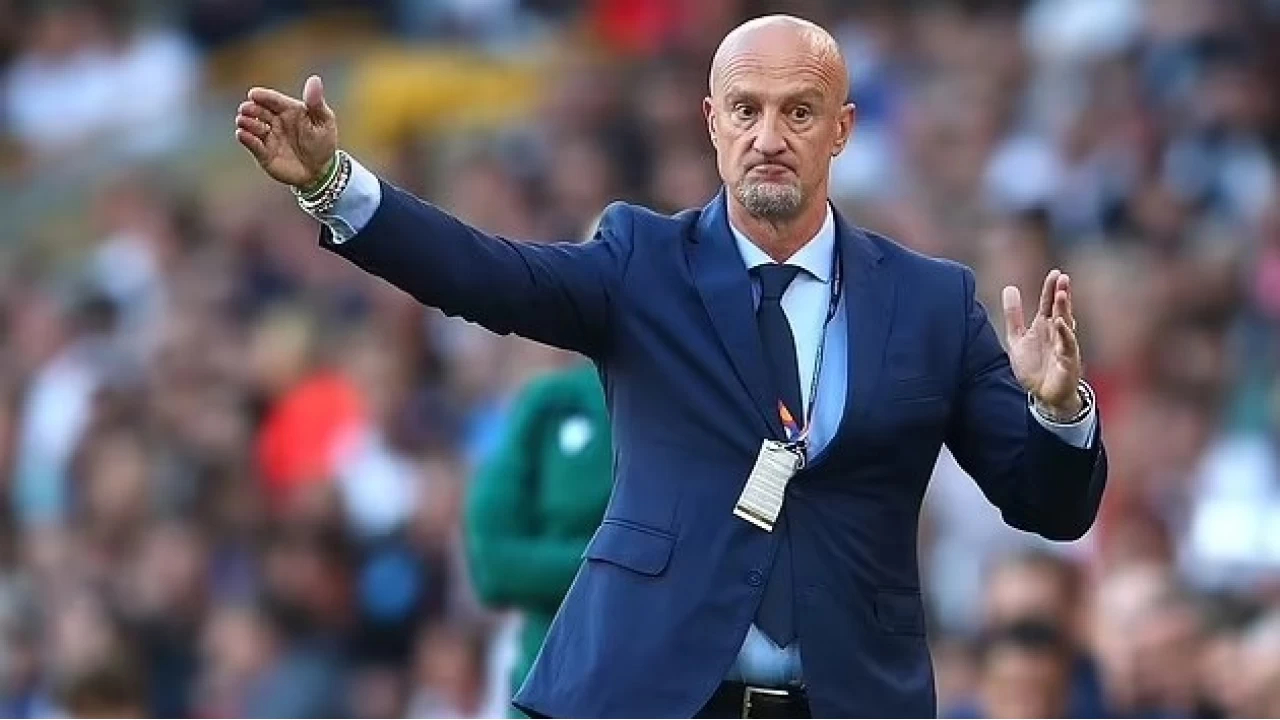Rossi : Türkiye'de de herkes kendini futbol uzmanı sanıyor