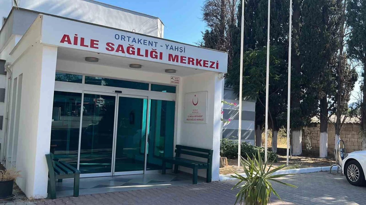 Sald�r�ya u�rayan doktorun kalbi durdu