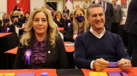 Sarıgül'ün partisinde istifa depremi