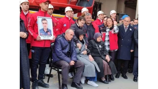 Şehit itfaiye eri Furkan Sayın için Bağcılar İtfaiye İstasyonu'nda tören düzenlendi