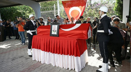 Şehit polise veda