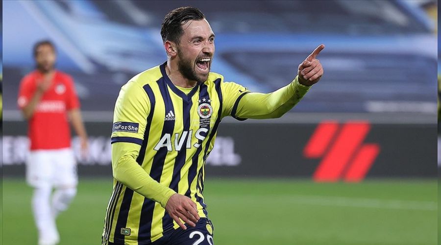 Sinan Gümüş Antalyaspor'a geri döndü
