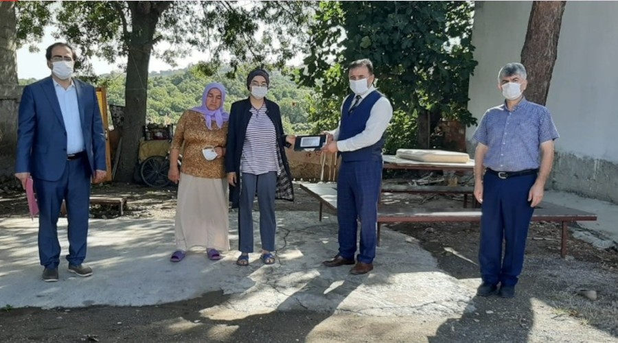 Sınıf Tam Öğretmenim" tablet bağış kampanyası