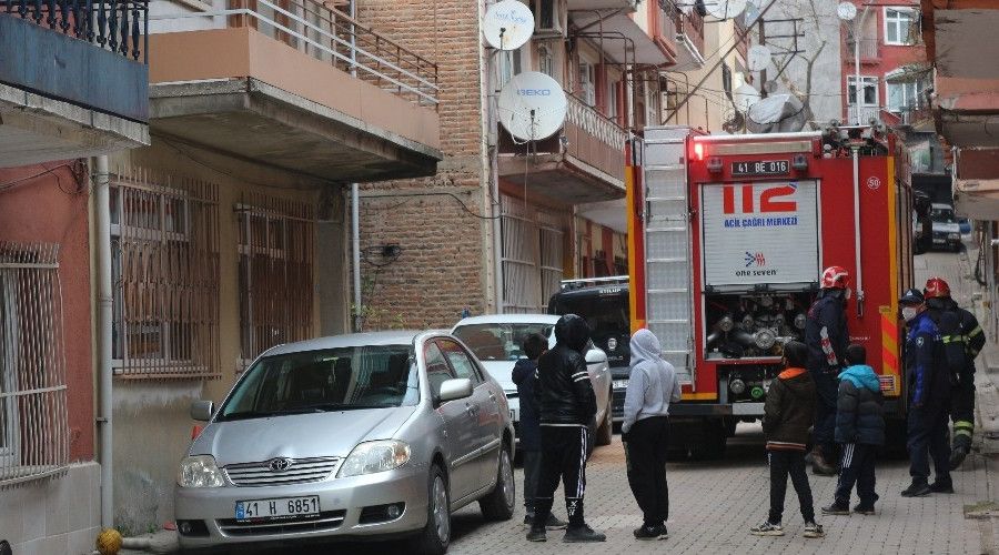 Sobada patlayan pil itfaiye ekiplerini alarma ge�irdi
