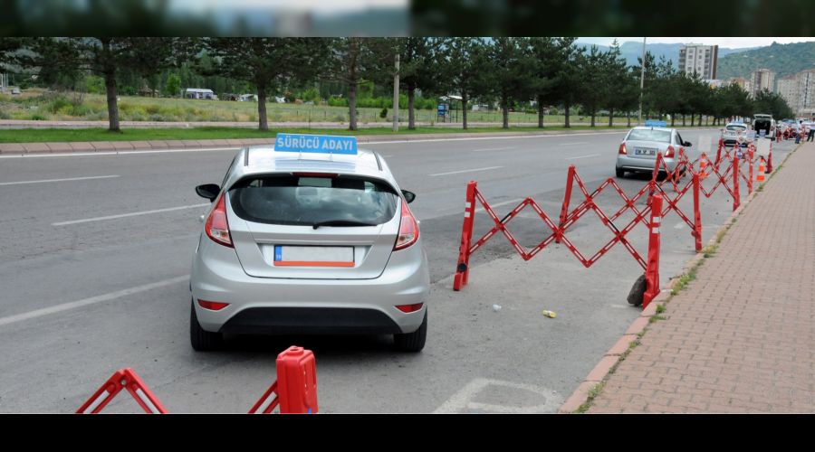 Sürücü kurslarında uzaktan eğitim dönemi