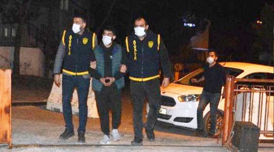 Taksici cinayetinin zanl�s� tutukland�