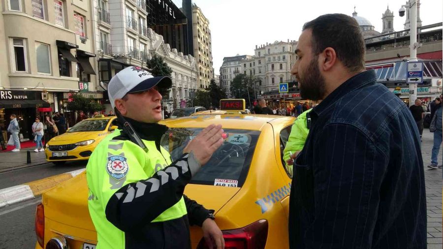 Taksiciden polise küstah tepki: 'Bazen size yapılanları hak ediyorsunuz'