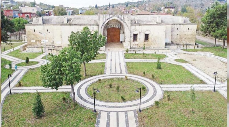 Tarih� kervansaray turizme kazand�r�l�yor