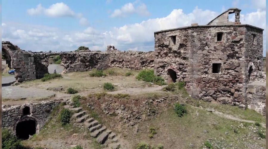 Tarihi Rumeli Feneri Kalesi ahra dnd