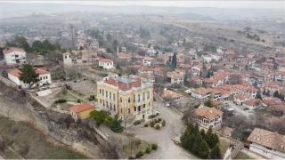 Tarihin zirvesindeki tan�k: Safranbolu kalesi ve eski H�k�met Kona��