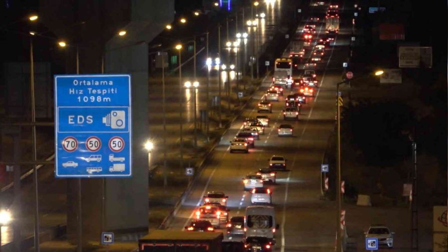 Tatilciler dönüşe geçti
