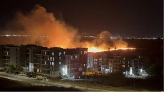 Tekirdağ'da korkutan yangın: Alevler geceyi aydınlattı