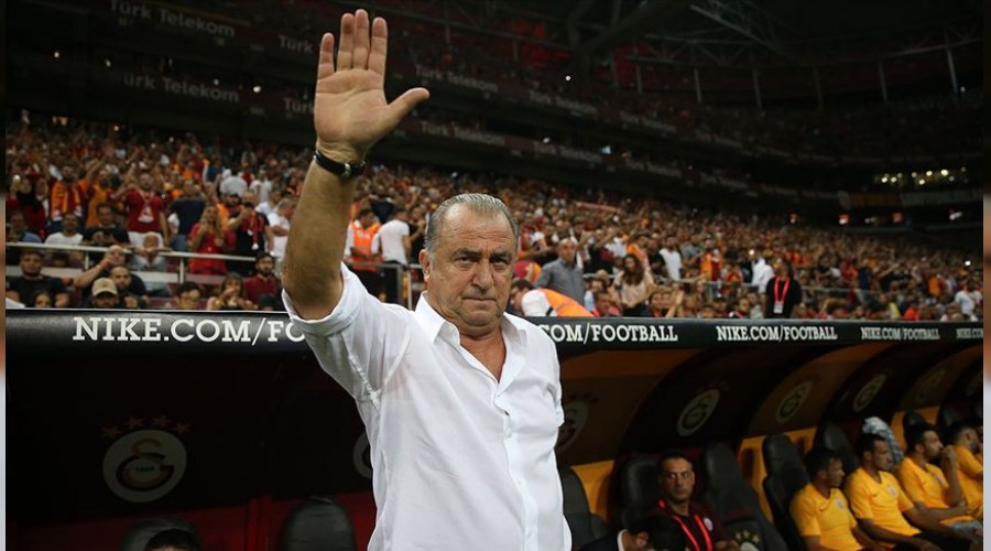 Terim, 400. ma��na ��k�yor