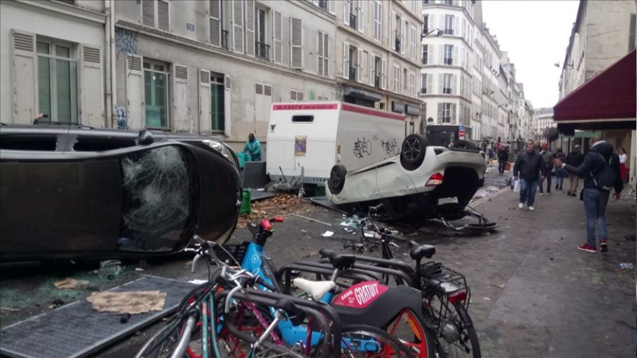 Terör örgütü PKK yanlıları Paris'i karıştırdı
