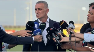 TFF Başkanı, Fatih Terim'e verdi veriştirdi