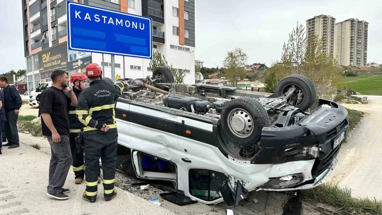 T�rla �arp��an minib�s takla att�: 10 yaral�