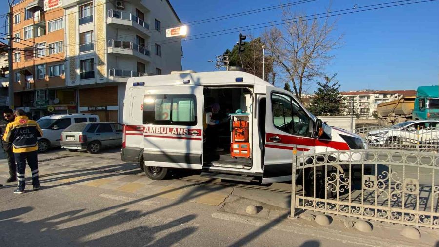 Tramvay yolunda kaza: 1 yaral�