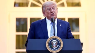 Trump'tan CNN, MS NOW ve Politico'ya Beyaz Saray yasağı