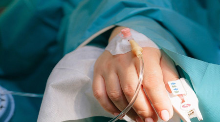 Tümör sebebiyle aynı gün içinde 9 kilo zayıfladı