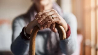Türkiye yaşlanıyor: 65 yaş ve üstü nüfus 8.7 milyon kişiye ulaştı