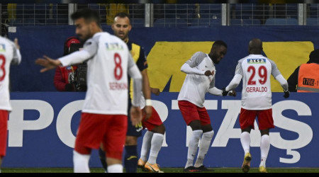Ümraniyespor Başkentten mutlu döndü