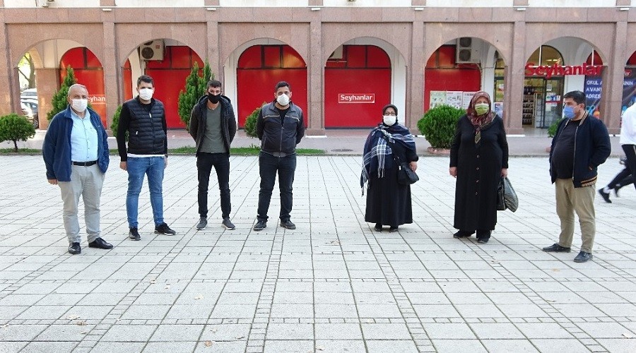 Umreye de gidemediler paralarını da alamadılar