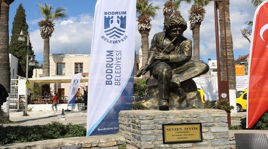 Usta şair Neyzen Tevfik'in doğum gününü kutluyoruz