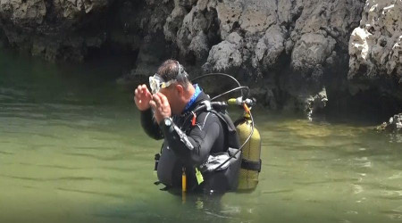Van Gölü'nde su altı mağarası keşfedildi