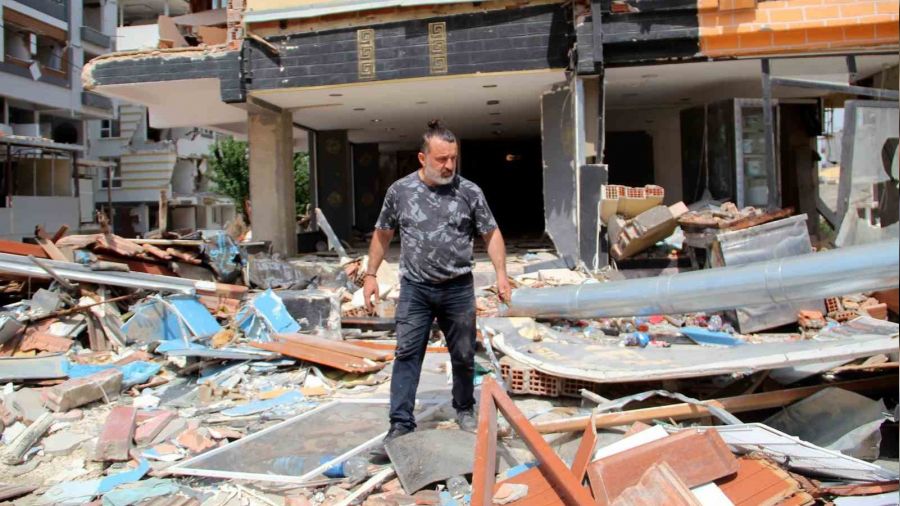 Vatandaş: 'Depremden 1 dakika önce kral gibiydim'