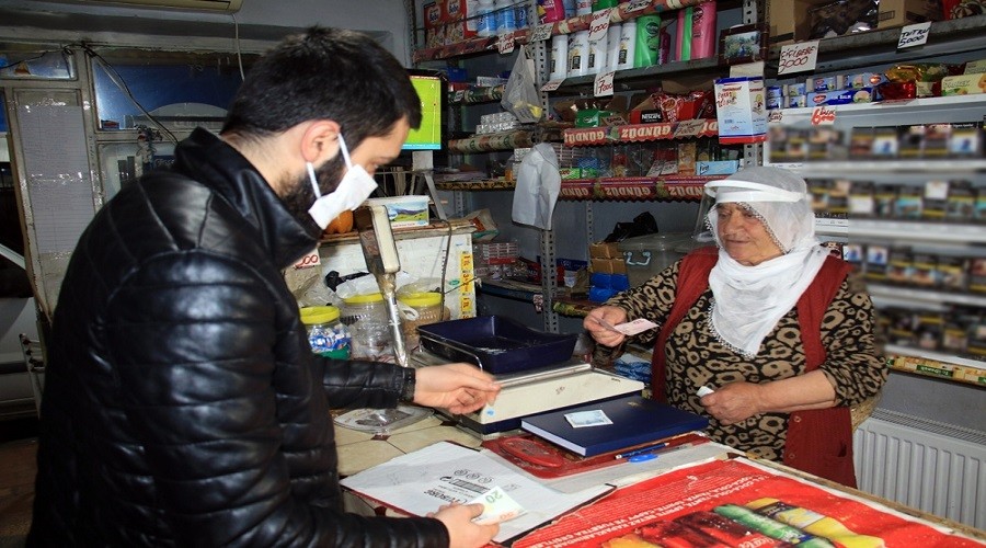 Vatanda��n, 15 bin TL�lik bor�lar�n� �dedi