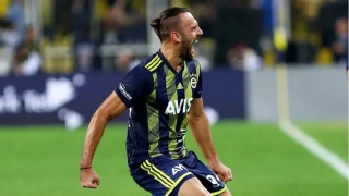 Vedat Muriqi Fenerbah�e'ye yedek kalmaya m� geliyor?