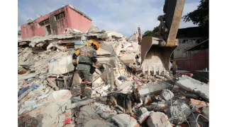 Venezuela'daki depremlerde can kayb� bin 430'a y�kseldi