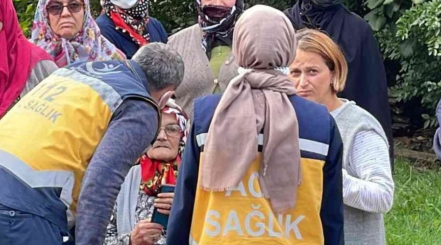 Ya�l� kad�n mutfakta yeme�i unutunca, evde yang�n ��kt�