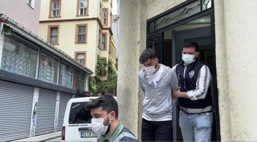 Yaşlı kadını dolandıran şahsa suçüstü
