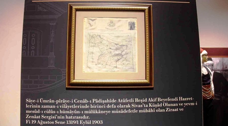 117 yýllýk ipek harita Sivas'ta sergileniyor