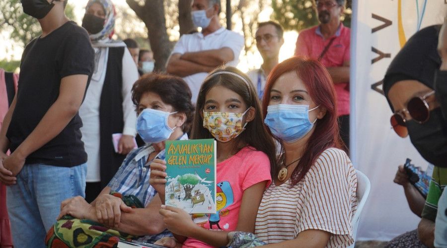 1.yaz kitap fuarı açıldı