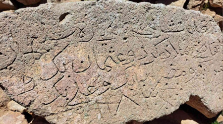 4 bin 58 metredeki tarihi mezarlıkta define avı