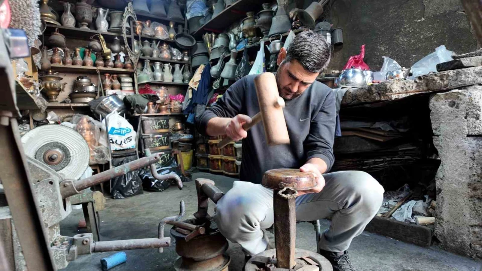 6 ya��nda ba�lad�, yar�m as�rd�r s�rd�r�yor