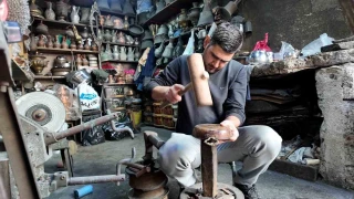 6 ya��nda ba�lad�, yar�m as�rd�r s�rd�r�yor