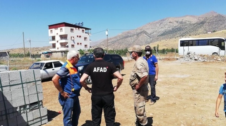 60 adet yaşam çadırı