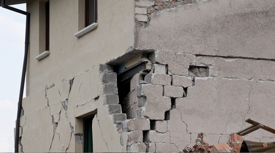 6,7 milyon konut risk tayor